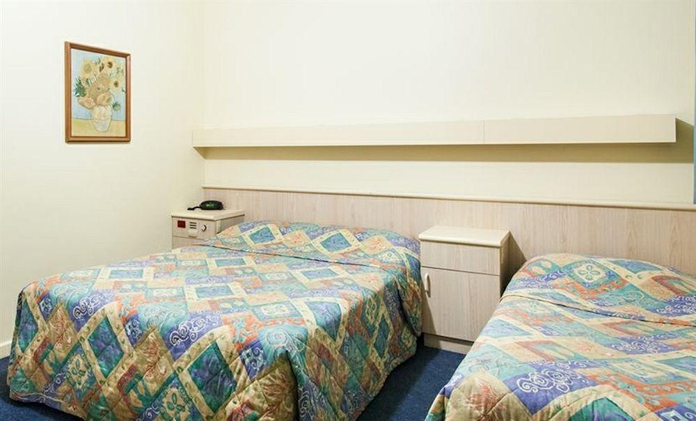 Comfort Inn Regal Park Аделаида Экстерьер фото