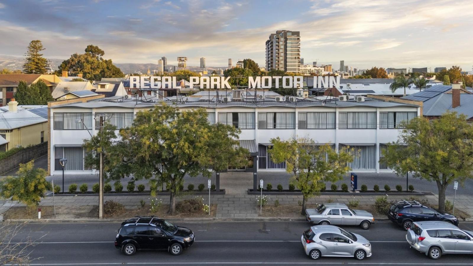 Comfort Inn Regal Park Аделаида Экстерьер фото