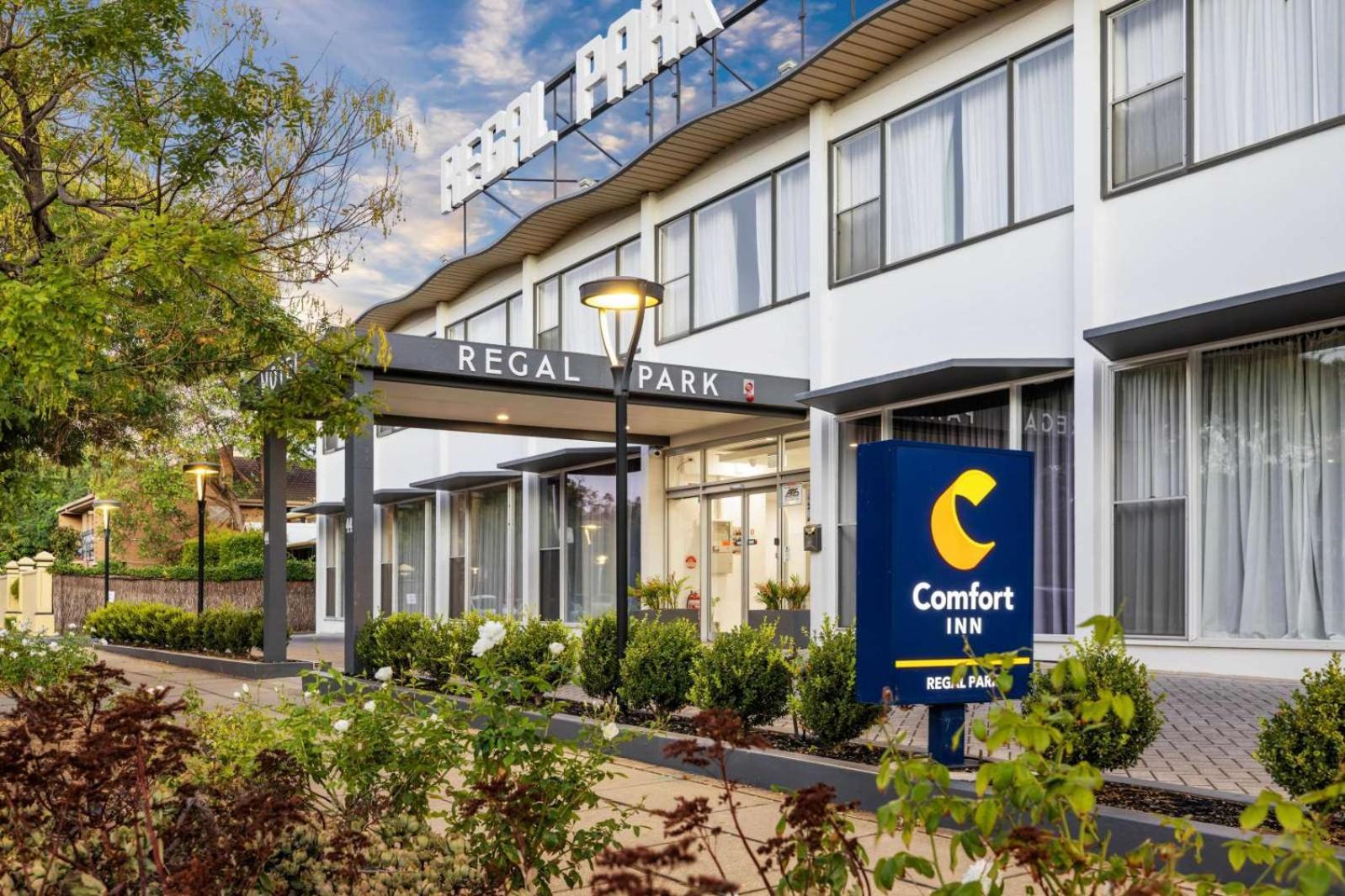 Comfort Inn Regal Park Аделаида Экстерьер фото
