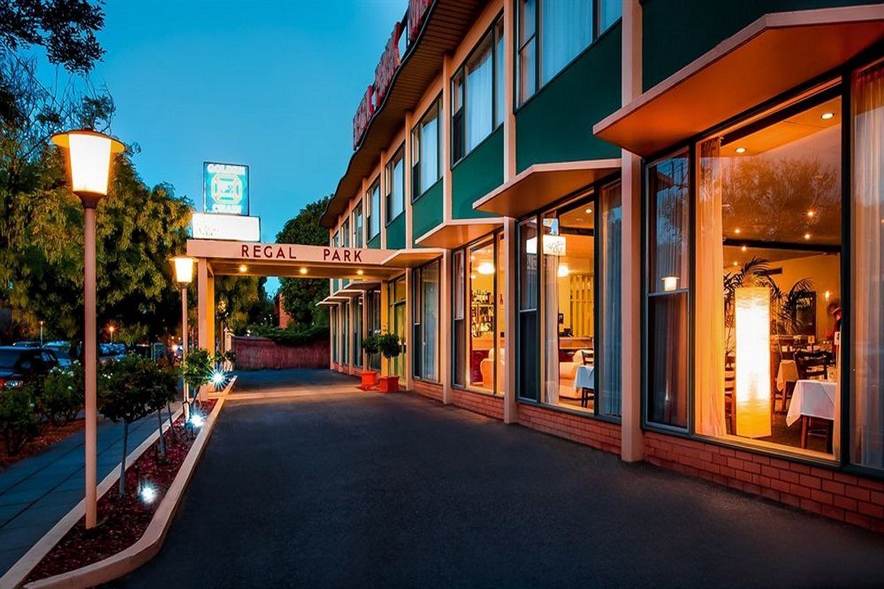 Comfort Inn Regal Park Аделаида Экстерьер фото
