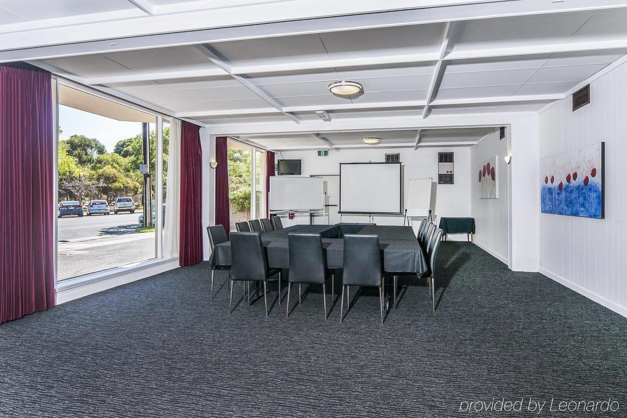 Comfort Inn Regal Park Аделаида Экстерьер фото